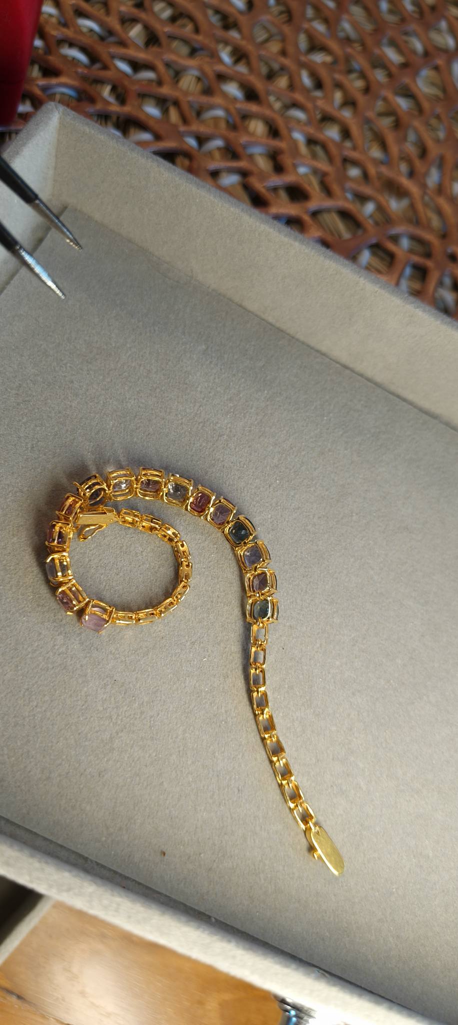 Spinel Bracelet in 20k solid gold